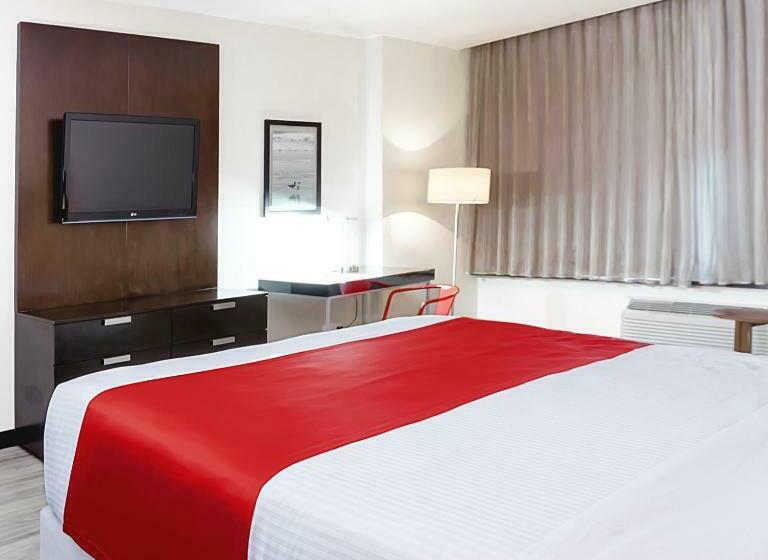 스탠다드 룸 킹사이즈 침대, Park Inn San Jose By Radisson