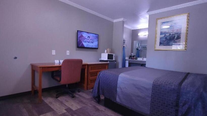 스탠다드 룸, Rodeway Inn Chico University Area