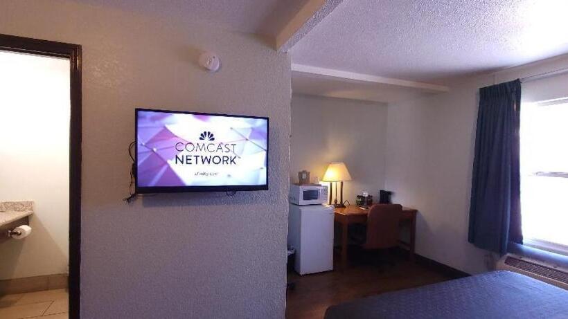 스탠다드 룸 더블 침대 2개, Rodeway Inn Chico University Area