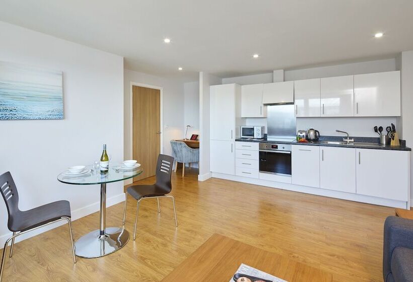 Апартаменты 1 Спальня, Hq Aparthotel Farnborough