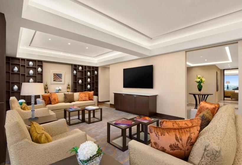 سوئیت پرزیدنت, The Leela Ambience Convention Hotel Delhi