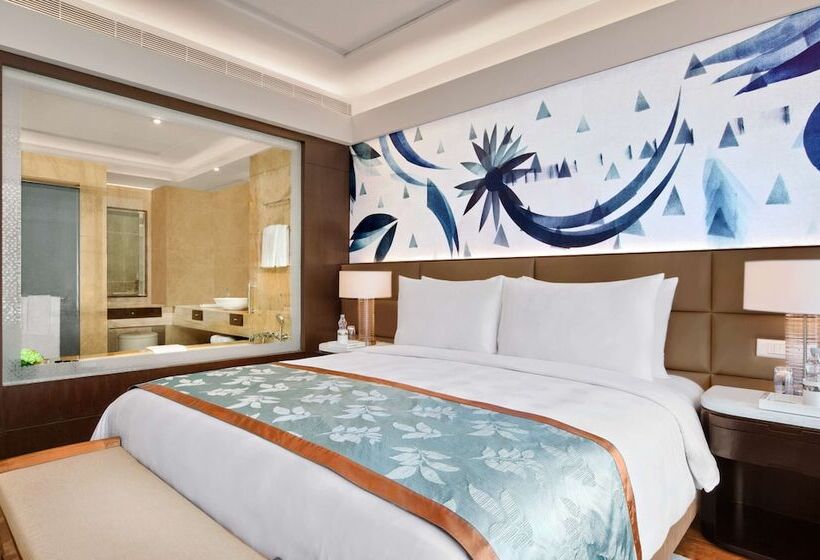 اتاق لوکس, The Leela Ambience Convention Hotel Delhi