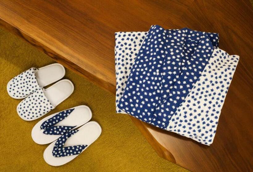 Номер Стандартный с Видом, Andaz Tokyo   A Concept By Hyatt