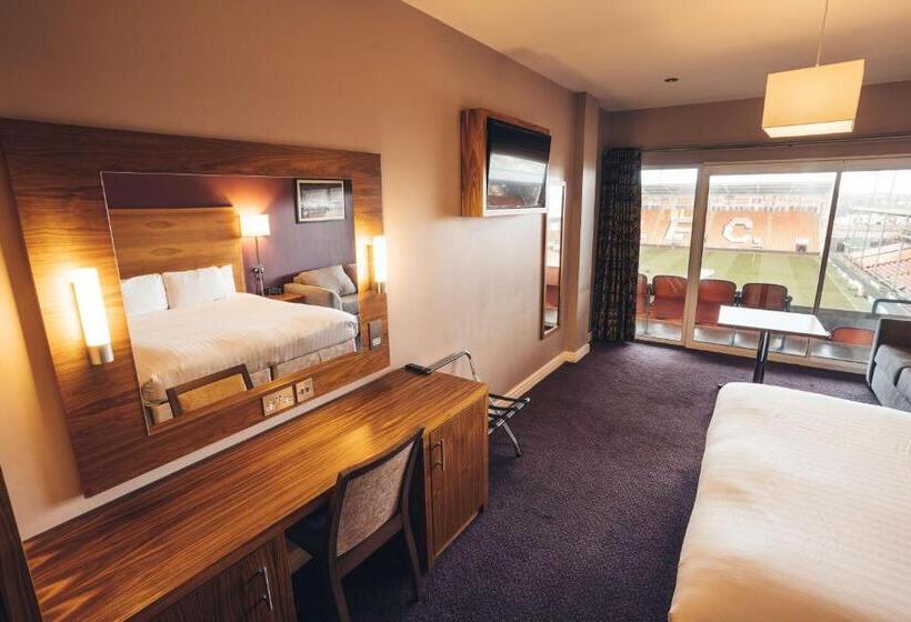 Номер Superior с Видом, Blackpool Football Club Stadium Hotel, A Member Of Radisson Individuals