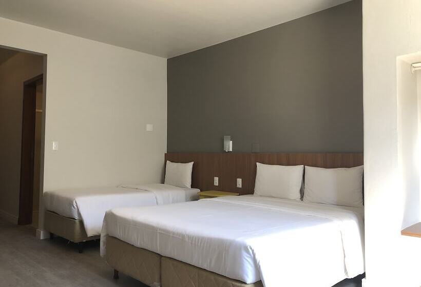 스탠다드 스튜디오, Itajai Express Residence