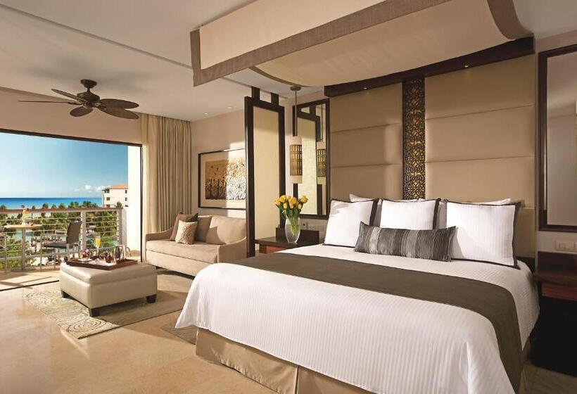 جناح جونيور كلوب بإطلالة على البحر, Secrets Playa Mujeres Golf & Spa Resort   All Inclusive Adults Only