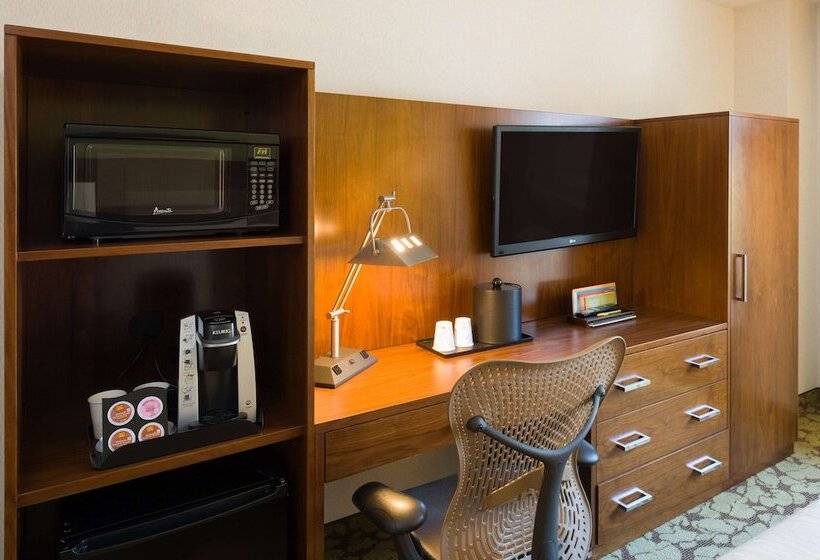 Номер Премиум, Hilton Garden Inn New York/manhattanmidtown East