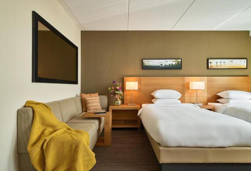Номер Стандарт Верхний Этаж, Hyatt Place Amsterdam Airport