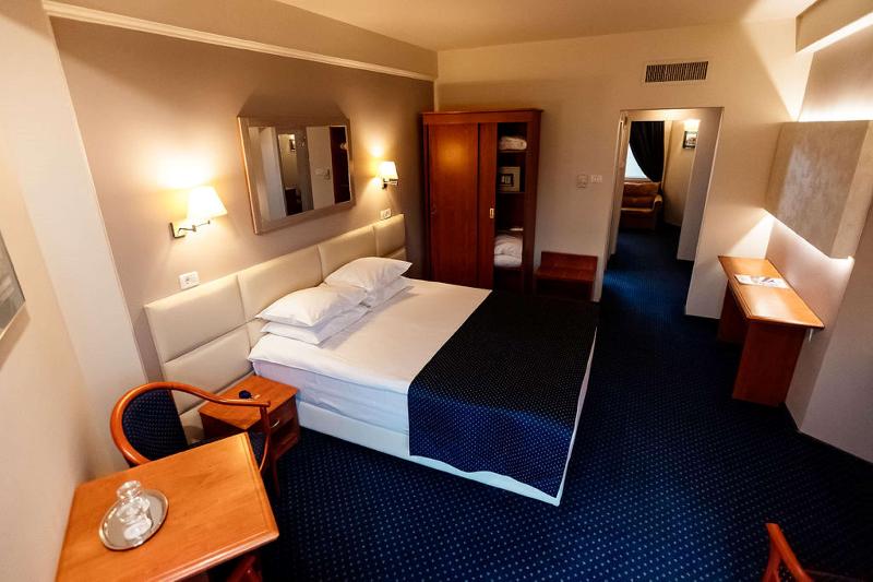 带大床的套房, Best Western Plus Lido