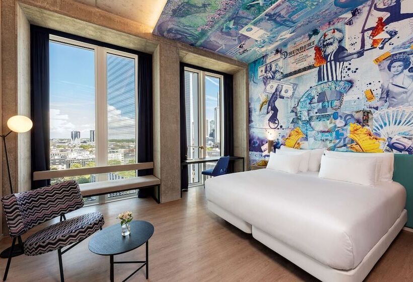 Premium room with view, Nhow Frankfurt