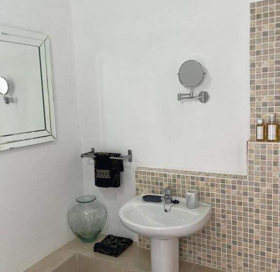 バス共有のスタンダードルーム, Casa Dolly Boutique B&b