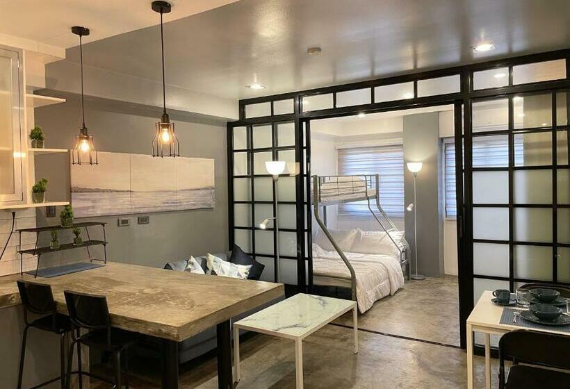 Студия Стандарт, Crib 252 Subic Bay