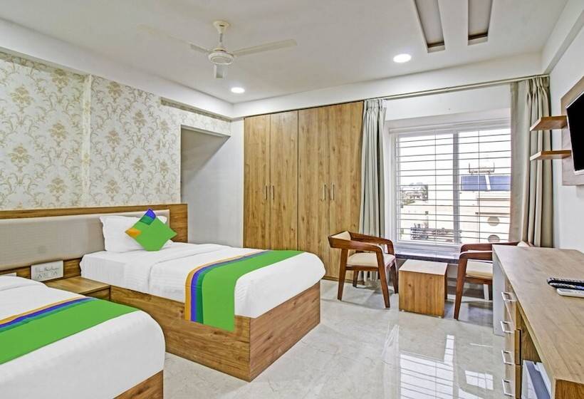 Номер Стандарт, Treebo Chandraprasth Residency