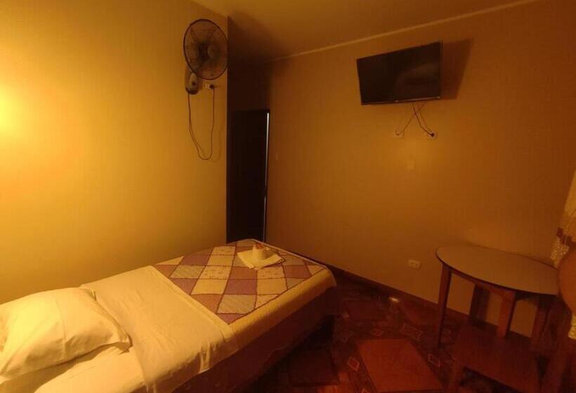 Quarto Estandar Individual, Hostal Kan Kun Ii