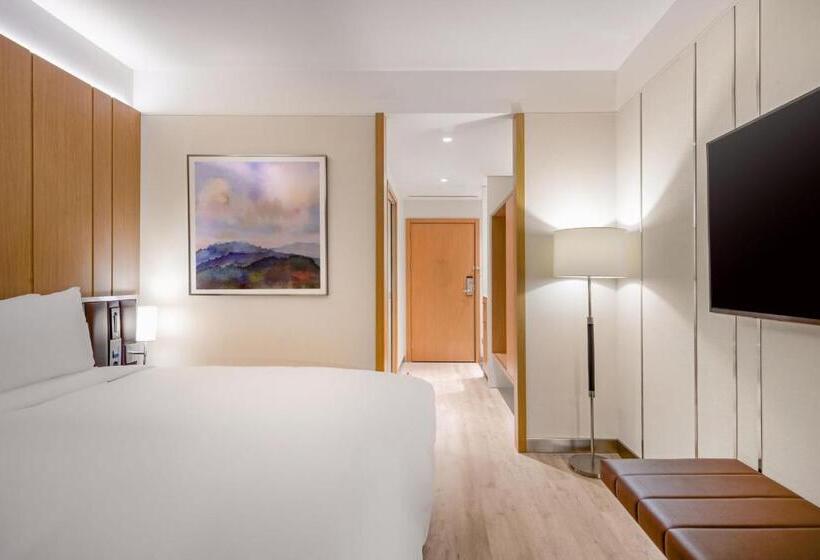 스탠다드 룸 킹사이즈 침대, Ac Hotel By Marriott Saint Julien En Genevois