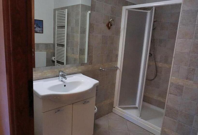Номер Стандарт Вид на Горы, Pensione Albergo Diffuso Ceaglio Valle Maira