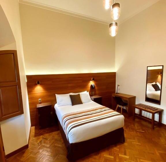 اتاق استاندارد یک نفره, San Juan Suites