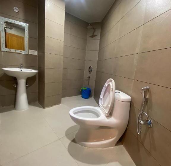 标准间, Amaira