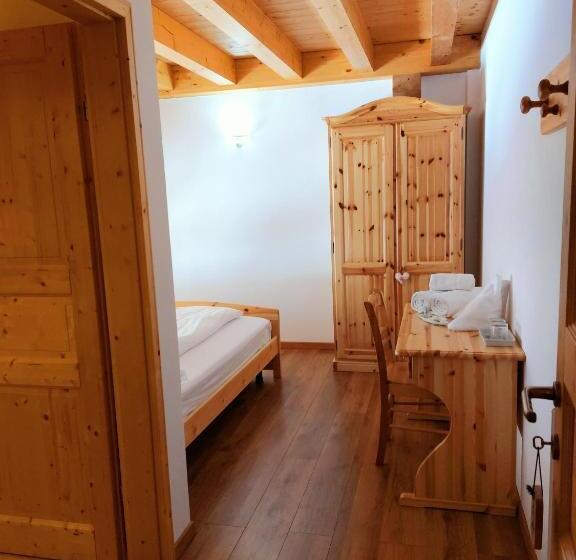 اتاق استاندارد, Rifugio Fornas