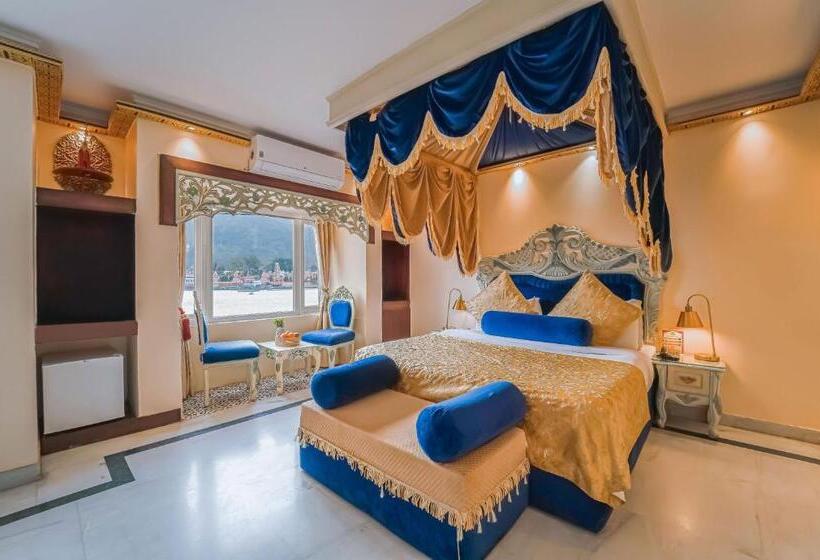 套房, The Neeraj Ganga Heritage Palace