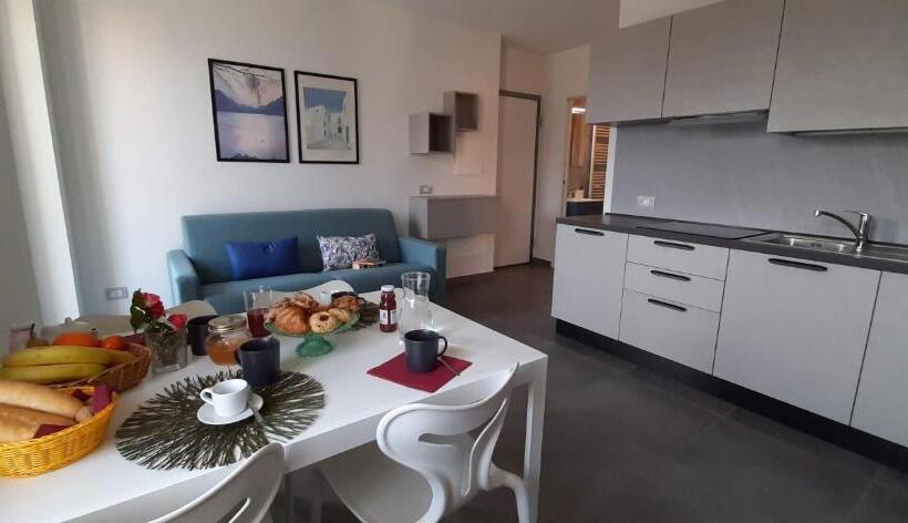1 Bedroom Apartment Lake View, Residence Il Bosso