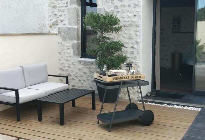 带按摩浴盆的套房, Love Suites & Spa Le Chai Avec Lit Rond