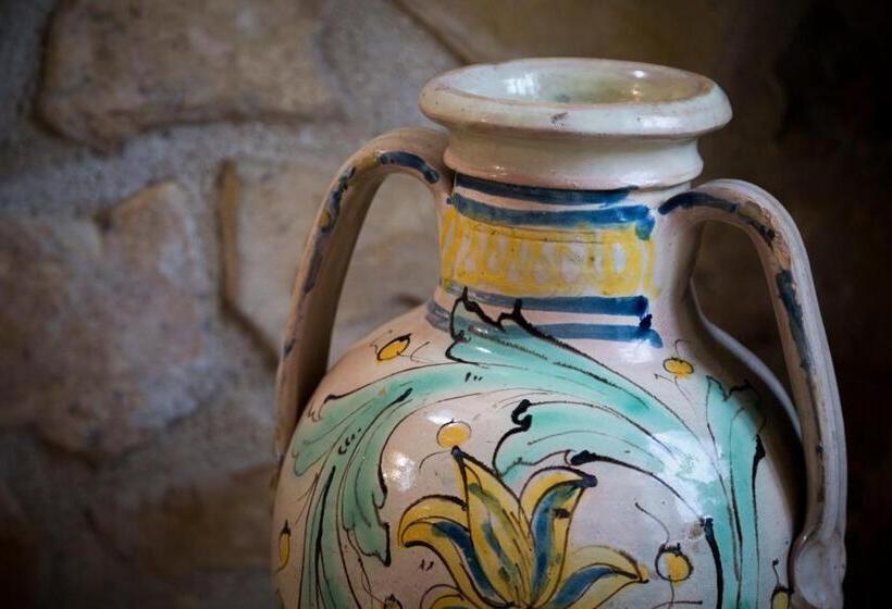 Люкс Superior, Masseria Fortificata Lo Zafferaneto