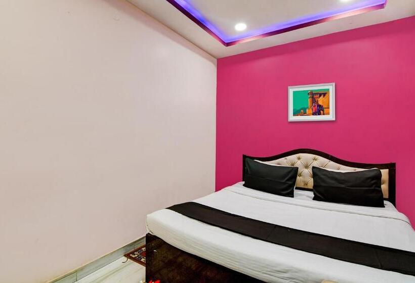 Номер Стандарт, O Padmavati Projects Pvt Ltd Near Netaji Subhash Chandra Bose International Airport