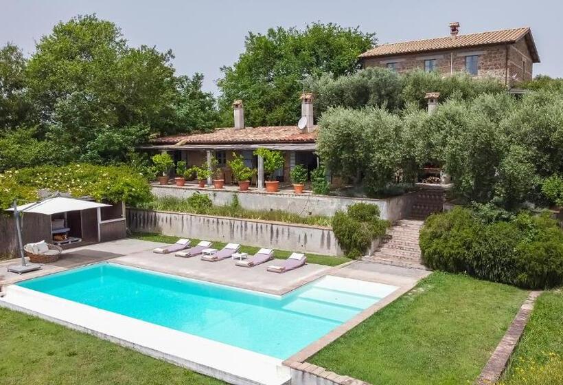 Люкс Вид на Бассейн, Tenuta Colle Sala   Country House & Suites