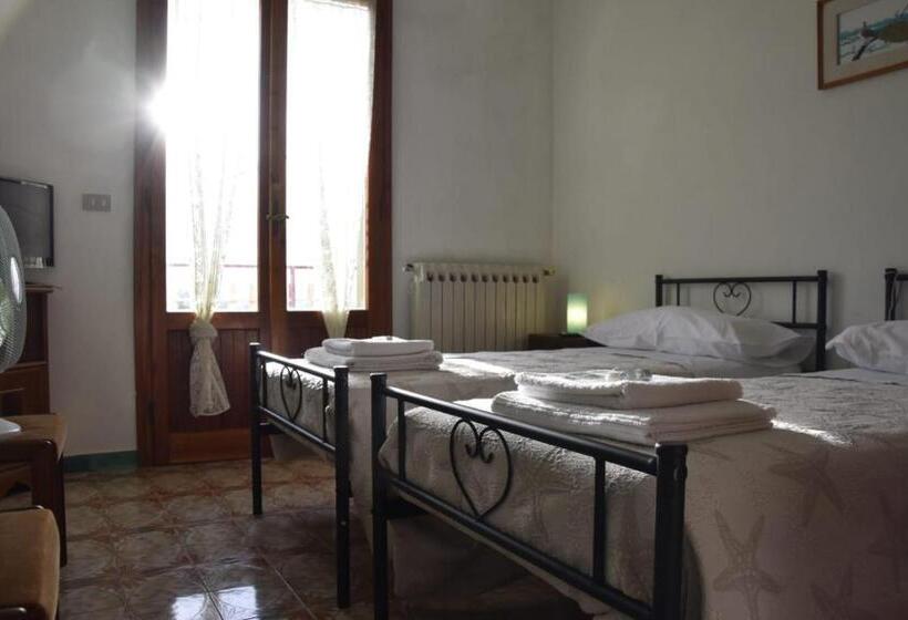 Quarto Estandar Banheiro Compartilhado, Appartamento Degli Dei