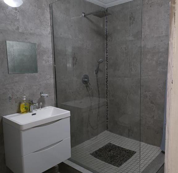 디럭스 룸, Eyezulu Guesthouse