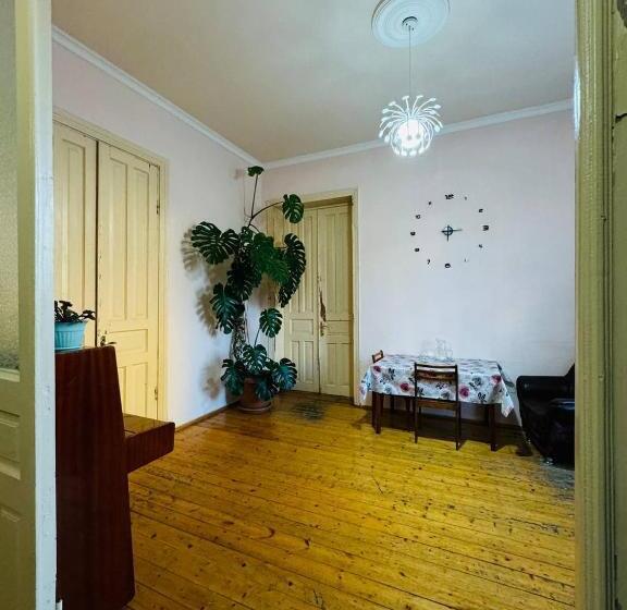 اتاق استاندارد, Guest House Bubu