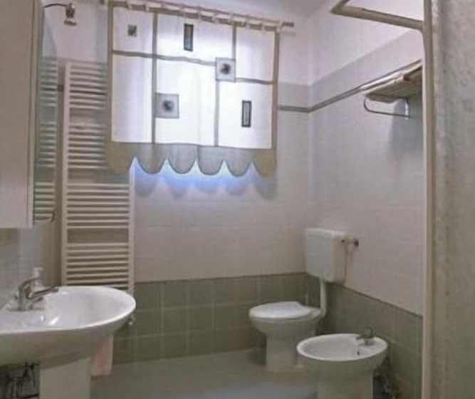 Номер Стандарт, Casa Del Miele