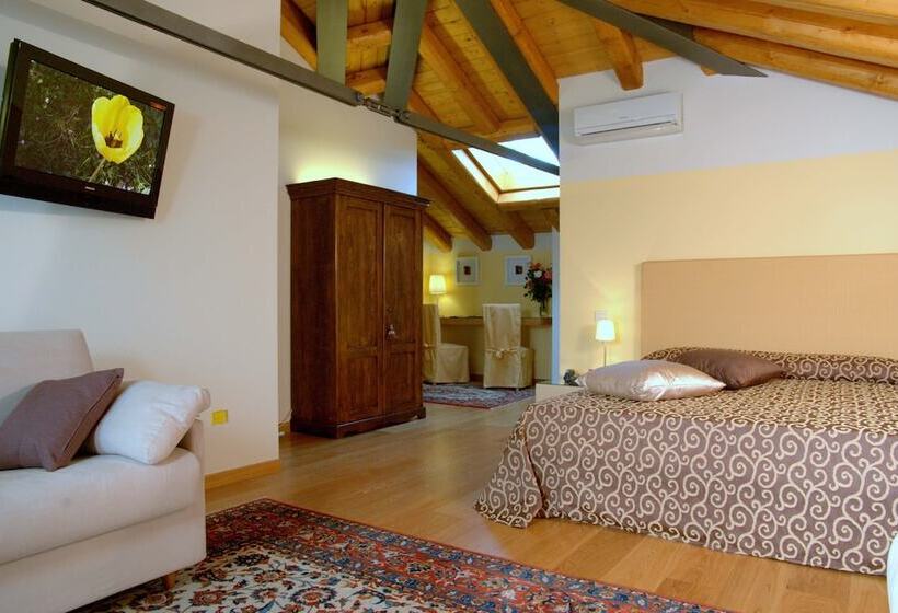 سوییت جونیور, Rovere