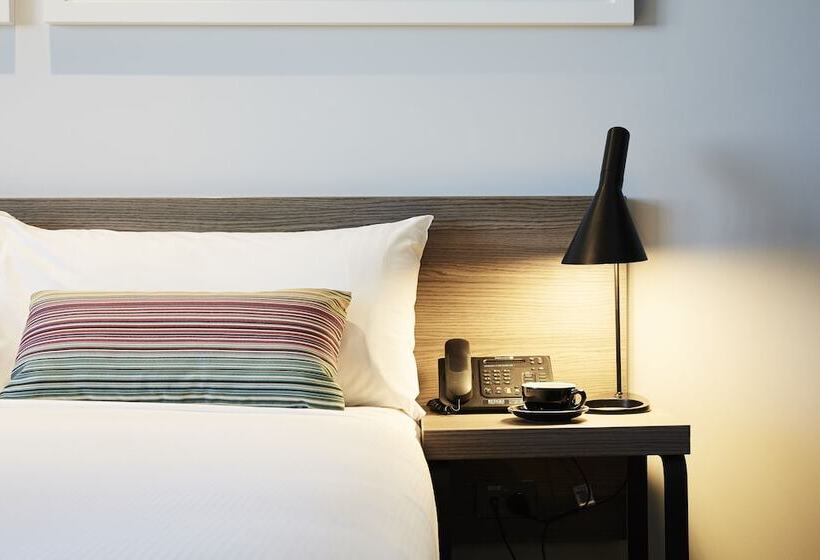 Номер Deluxe, Rydges Sydney Airport