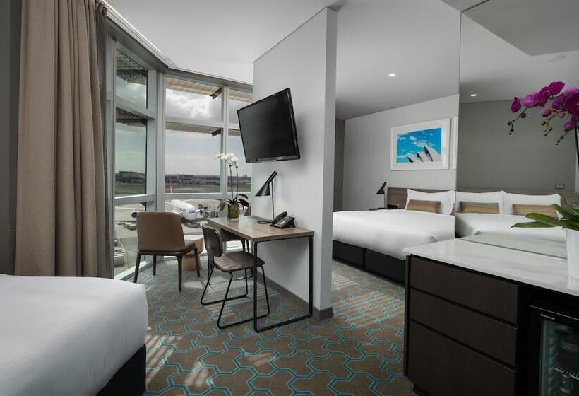 Family Suite, Rydges Sydney Airport