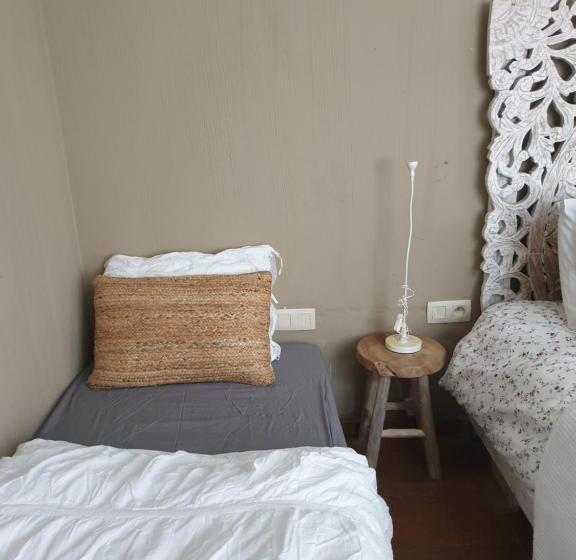 Номер Стандарт Трехместный, Escale Chambre D Hôtes Au Coeur Du Vieux Profondeville Entre Namur Et Dinant