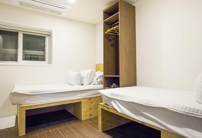 スタンダードルーム, Seoulite Inn Myeongdong Formerly   Step Inn Myeongdong 2