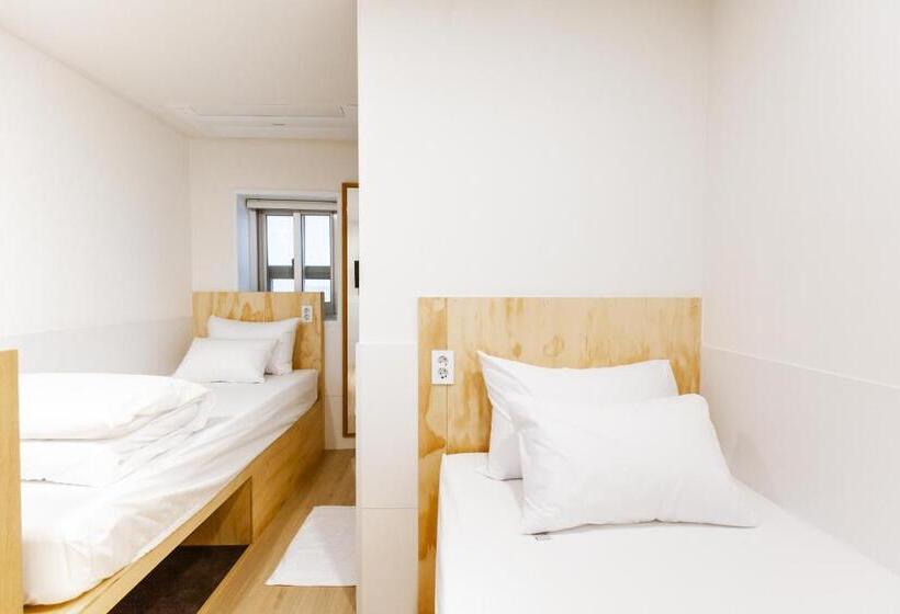 スタンダードルーム, Seoulite Inn Myeongdong Formerly   Step Inn Myeongdong 2
