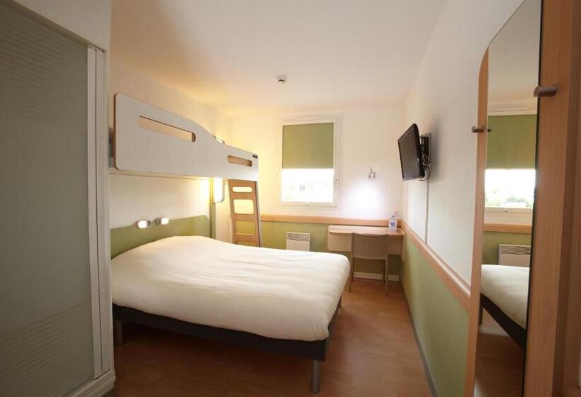 Номер Стандарт Трехместный, Ibis Budget Pontarlier