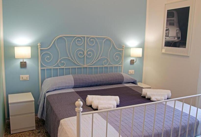Quarto Estandar, Valente Rooms