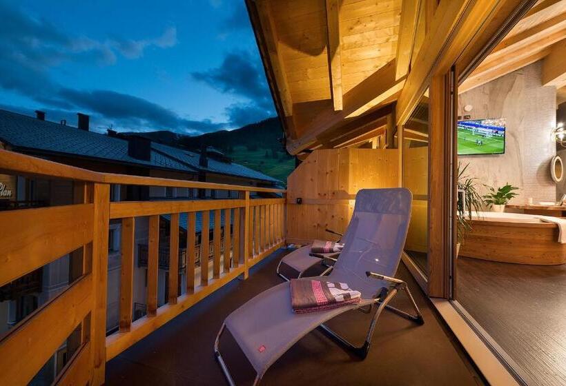 سوییت لوکس, Bivio Hotel Plaza