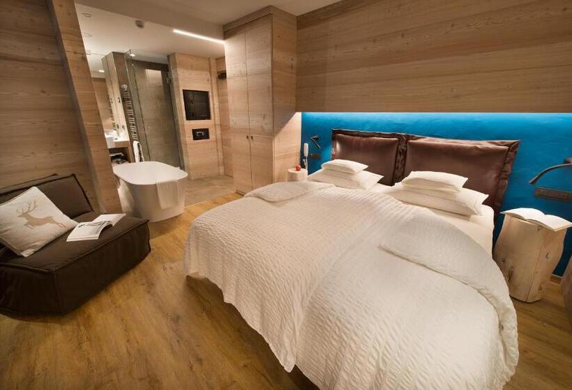 اتاق سوپریور با بالکن, Bivio Hotel Plaza