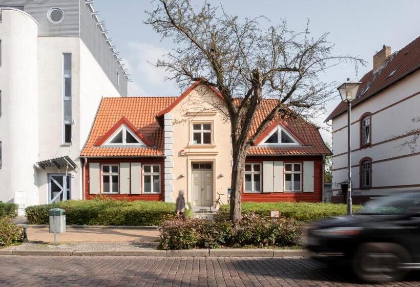 패밀리 룸, Am Jungfernstieg