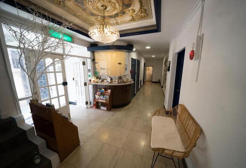 スタンダードトリプルルーム, Beewon Guest House