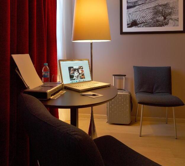 Номер Престиж, Mercure Villefranche Sur Saône