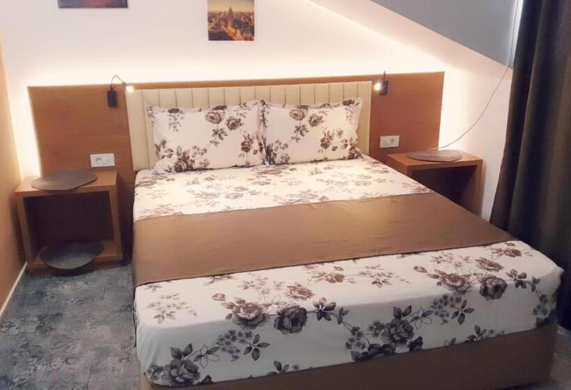 استودیو استاندارد با تخت کینگ, Stay Inn Rediu
