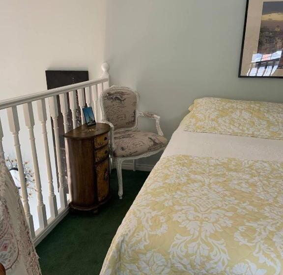 Номер Стандарт Индивидуальный, The Jypsy Inn Chambre Damour Bracebridge