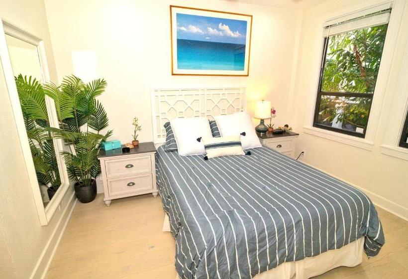 침실 1개 풀장 전망 아파트, Tropical Beach Condo   Pool, Shops, 86 Tv, Wifi