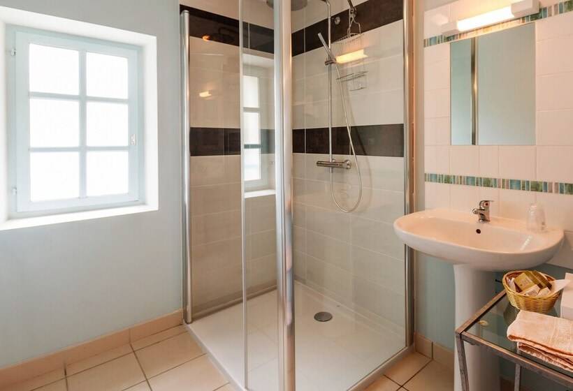 Номер Стандарт, Auberge Du Cheval Blanc